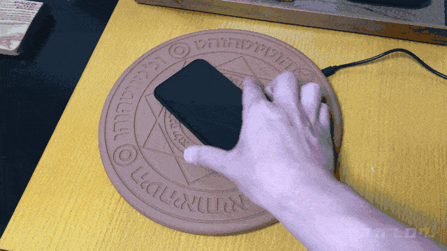 魔法陣充電器(明るい場所)
