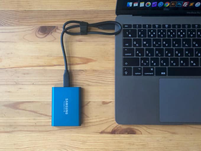 外付けSSD SAMSUNG PotableSSD T5MacBook