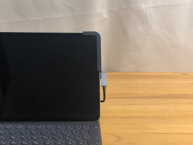 BOLT HUB iPad Pro用USB-Cハブ
