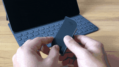 BOLT HUB iPad Pro用USB-Cハブ取り付け