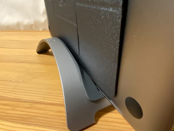 MOFT miniとスタンドが干渉