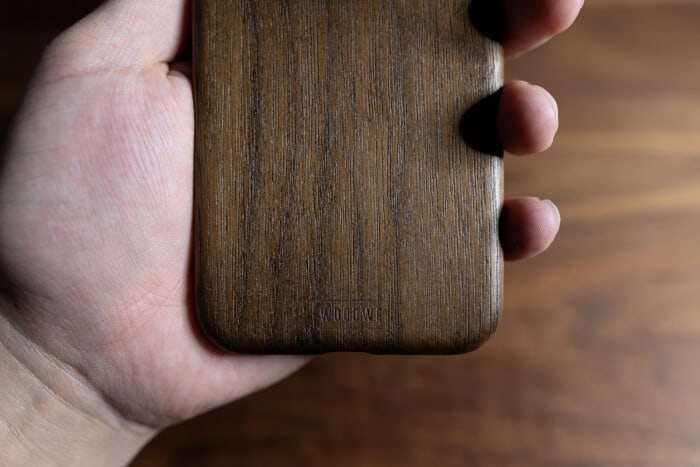 WOODWEのiPhoneケースロゴ