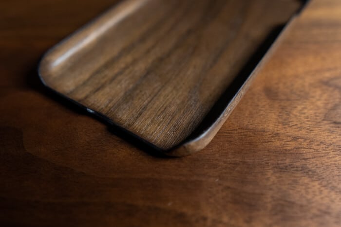 WOODWEのiPhoneケースフチの処理が綺麗