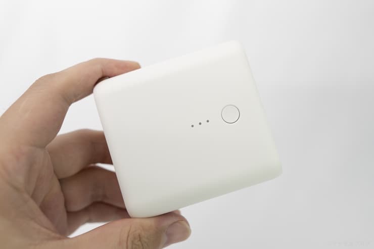 無印良品モバイルバッテリーサイズ感