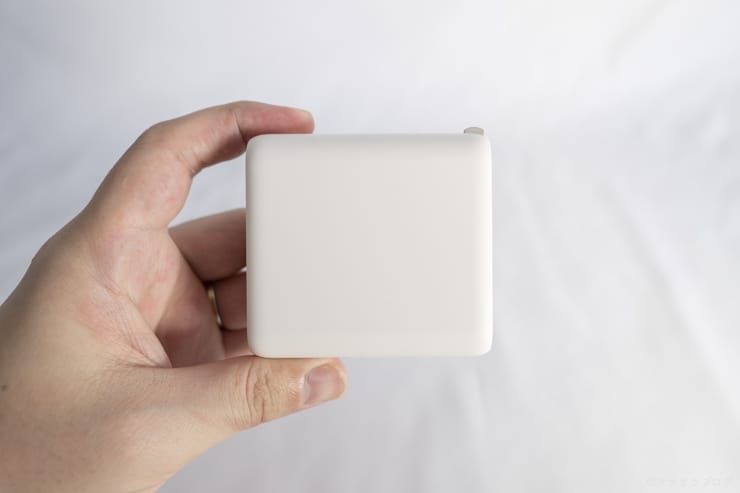 無印良品モバイルバッテリーUSB充電器
