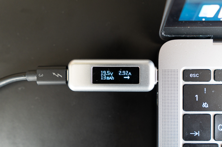Lilnob 65W MacBookの電圧ワット数