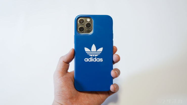 adidas iPhoneケース
